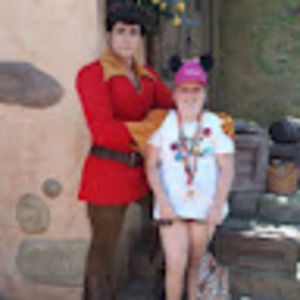 Meet your Posher, Eva